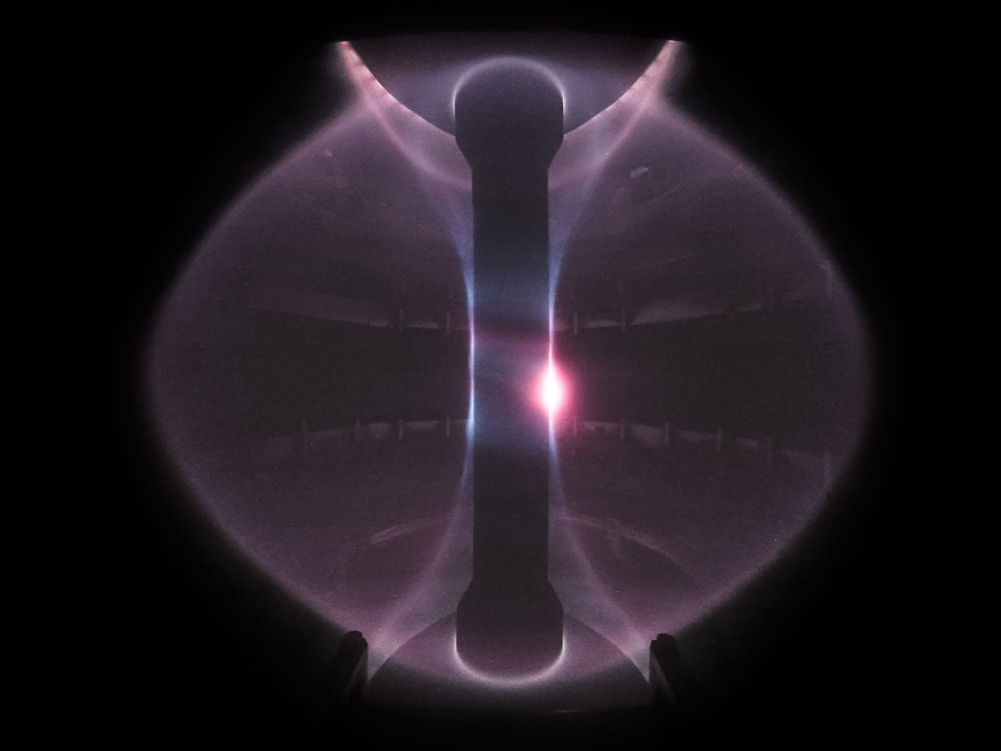 Plasma in the MAST spherical tokamak device Credit UK Atomic Energy Authority Credit EUROfusion
