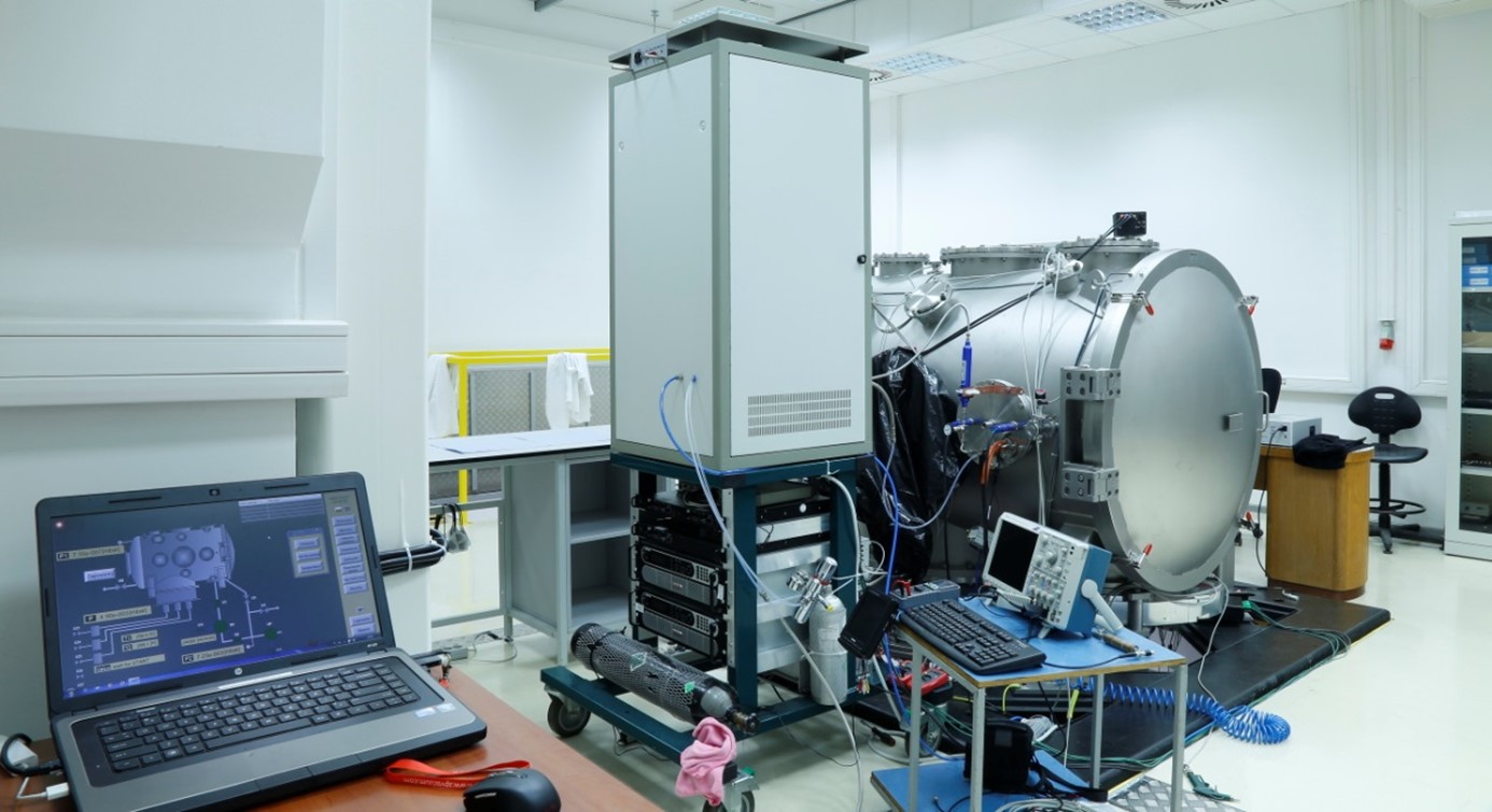 Glowna komora prozniowa PlaNS